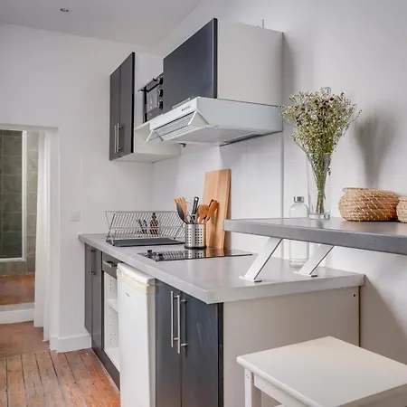 Spacieux Avec Pierre Apparente Apartamento Bordéus